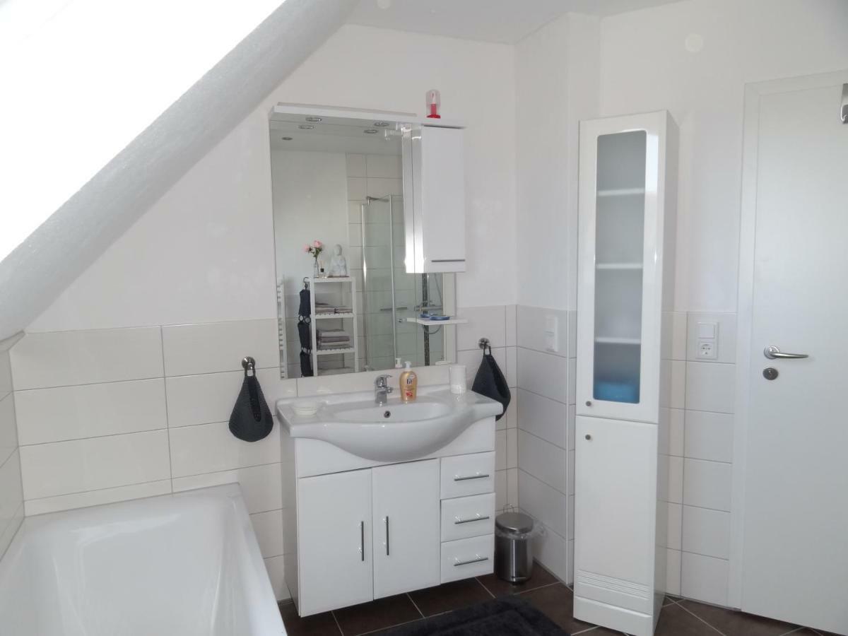 Ferienwohnung Gruenewaldstrasse 22 Бюнде Екстер'єр фото